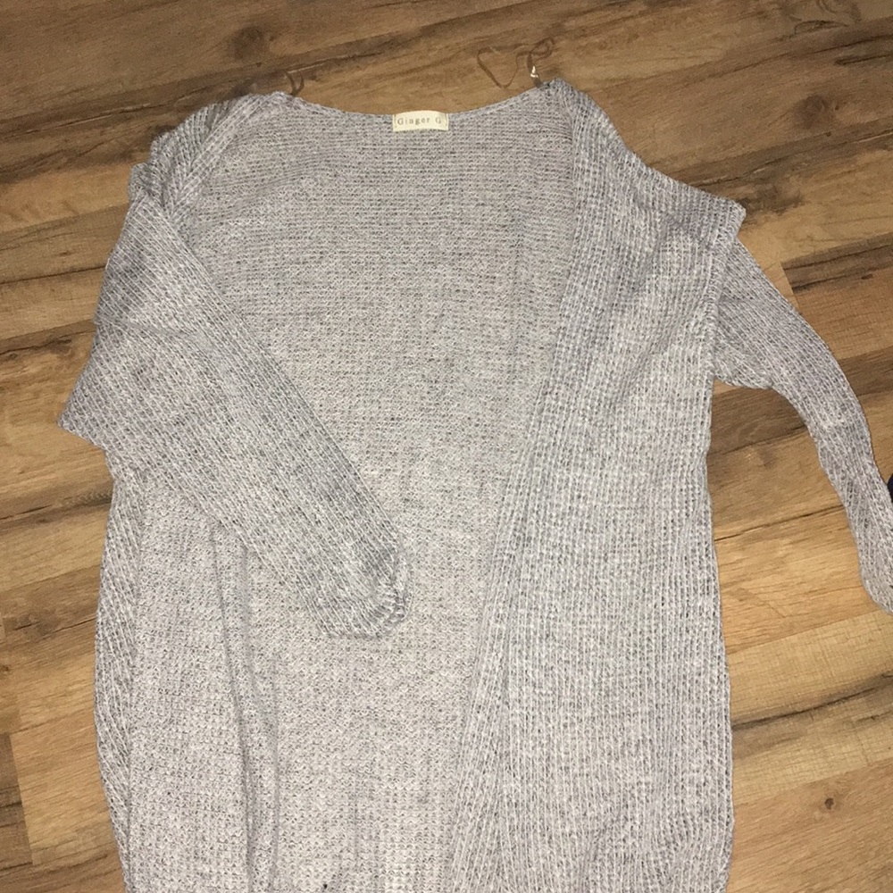 Knit quartet sleeve sweater cardigan
